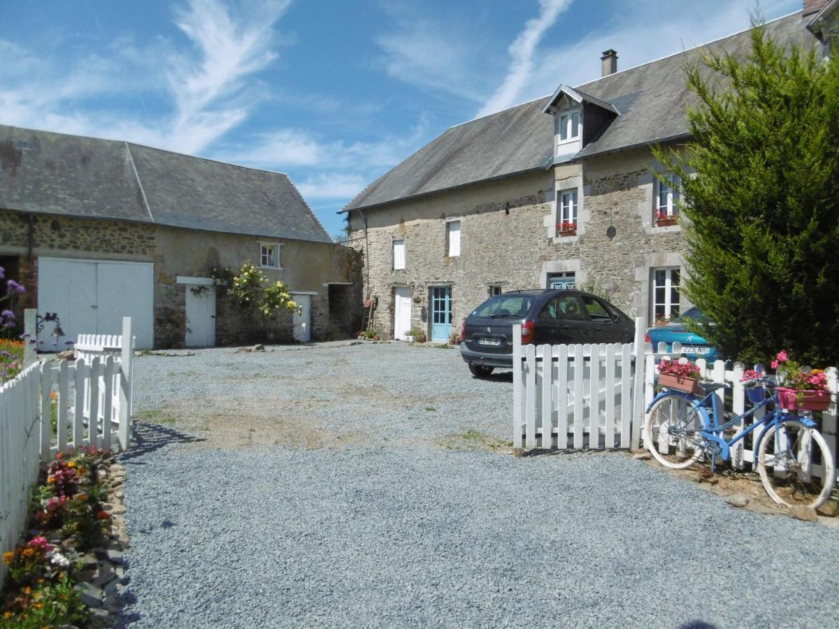 La Bicyclette Bleue Bed and Breakfast Montpinchon Εξωτερικό φωτογραφία
