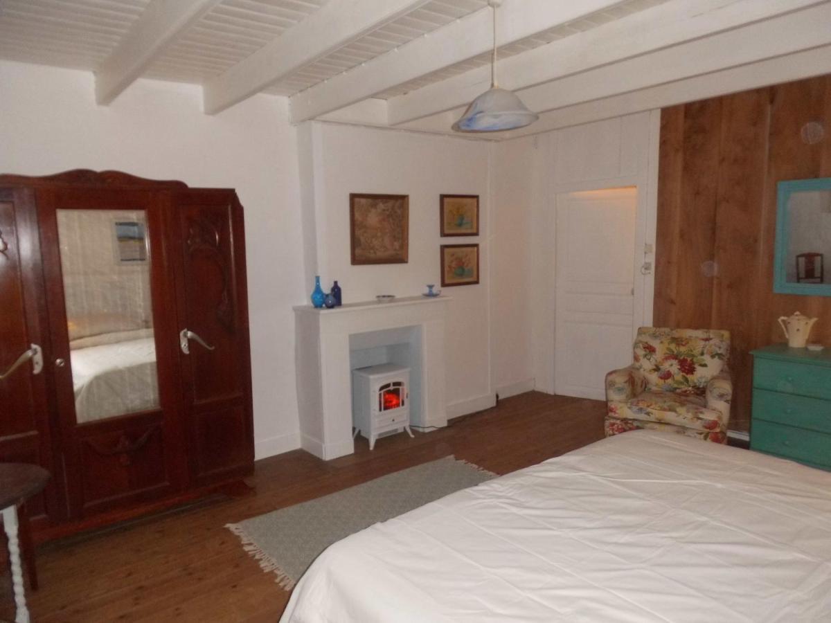 La Bicyclette Bleue Bed and Breakfast Montpinchon Εξωτερικό φωτογραφία