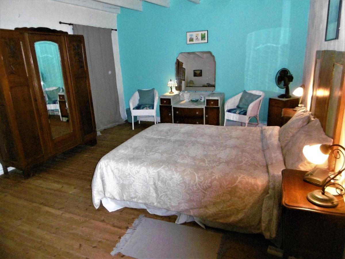 La Bicyclette Bleue Bed and Breakfast Montpinchon Εξωτερικό φωτογραφία
