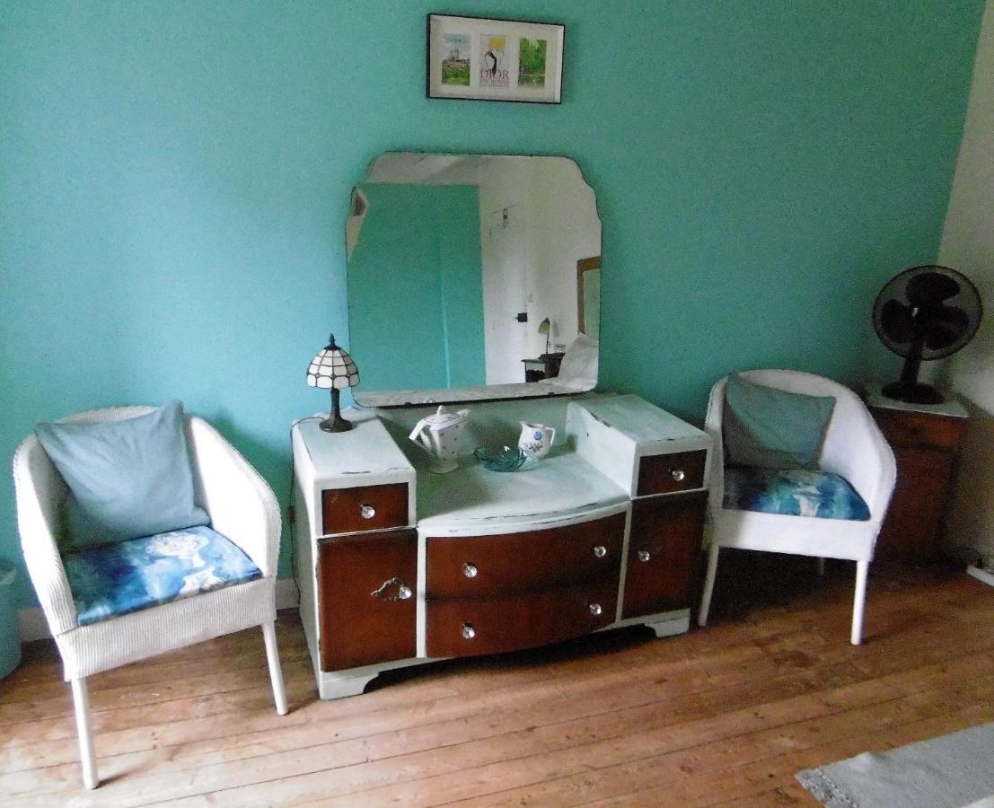 La Bicyclette Bleue Bed and Breakfast Montpinchon Εξωτερικό φωτογραφία