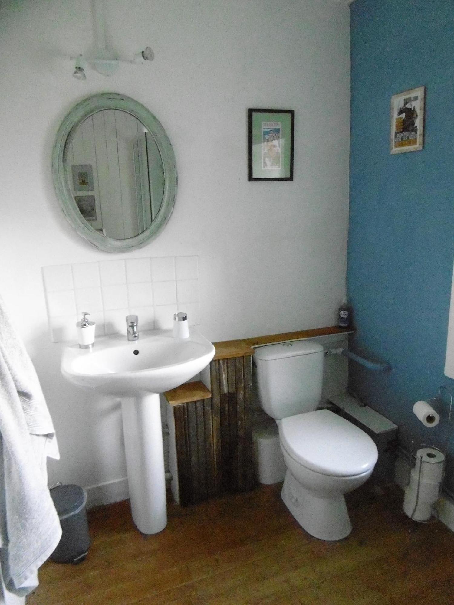 La Bicyclette Bleue Bed and Breakfast Montpinchon Εξωτερικό φωτογραφία